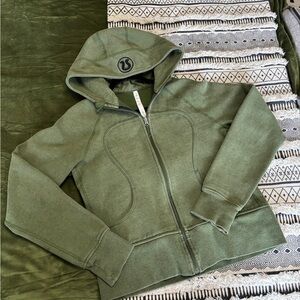 LULULEMON Green Zip-Up Hoodie